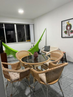 Apto no Centro, perto de tudo, com Wi-Fi 500Mb, Portaria 24h, Check in independente